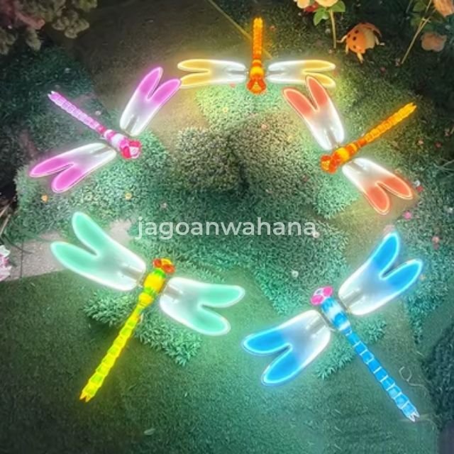 LED Dynamic Dragonfly (94cm - Multicolored)